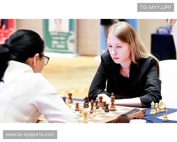 伊朗男队在国际象棋团体赛中取得优异成绩，展现出强大的团队实力。